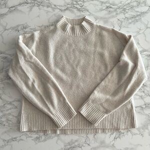 Uniqlo Cream Sweater